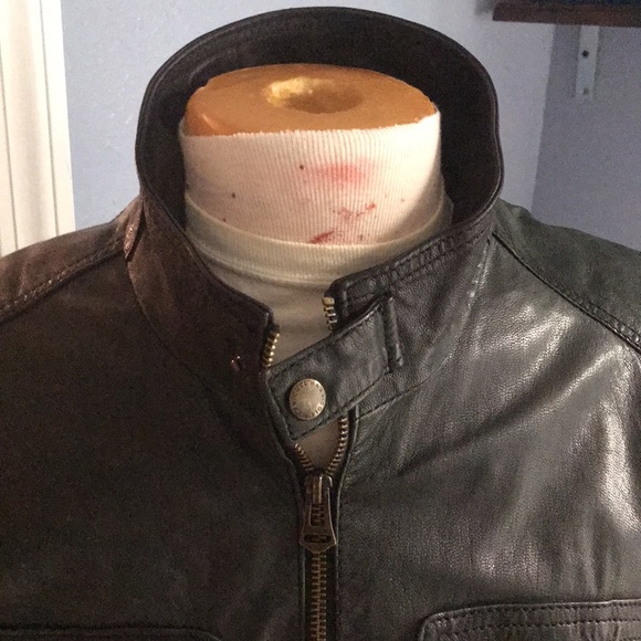 Cole haan Genuine leather bomber jacket size medium - Picture 2 of 5